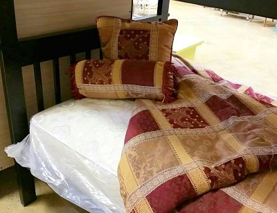 mattress_on_bunk_bed_opt.jpg